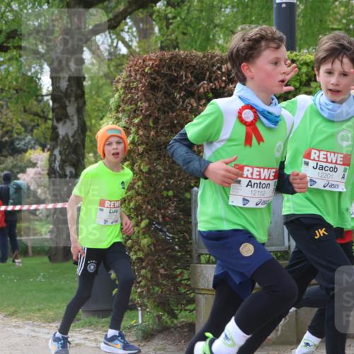 25.04.2026 - Das Zehntel Zöllner http://msf.ph/oto/9624069 25.04.2026 11:40:11 Laufen 12716, 12152, 12201 meine-sportfotos.de