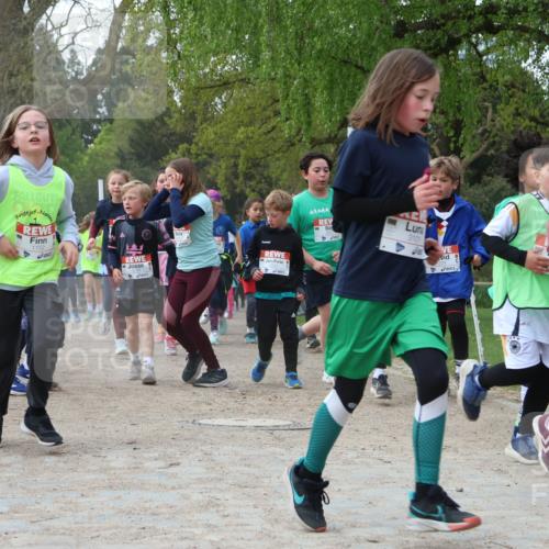 25.04.2026 - Das Zehntel Zöllner http://msf.ph/oto/9624078 25.04.2026 07:42:59 Laufen 1141, 4009, 1, 1152, 3101, 3759 meine-sportfotos.de