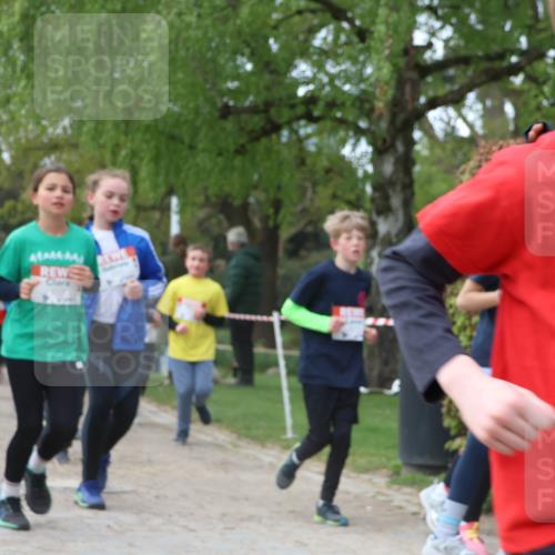 25.04.2026 - Das Zehntel Zöllner http://msf.ph/oto/9624158 25.04.2026 07:43:04 Laufen 25 meine-sportfotos.de
