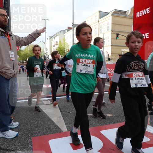 25.04.2026 - Das Zehntel Strokosch-Dieckow http://msf.ph/oto/9624168 25.04.2026 08:56:59 Ziel 1134, 1331, 1363, 1511, 1521, 1625, 1758, 1762, 1765, 2040, 2217, 2229, 2484, 2528, 2607, 2808, 3065, 3465, 3498, 3530, 3559, 3560, 3715, 3718, 3803, 3946 meine-sportfotos.de