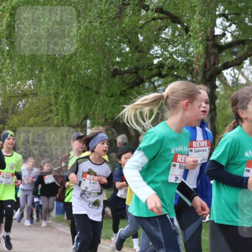25.04.2026 - Das Zehntel Zöllner http://msf.ph/oto/9624170 25.04.2026 07:43:05 Laufen 3228, 3530, 2333 meine-sportfotos.de