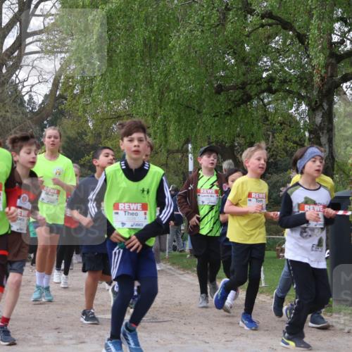 25.04.2026 - Das Zehntel Zöllner http://msf.ph/oto/9624181 25.04.2026 07:43:06 Laufen 3234, 3228 meine-sportfotos.de