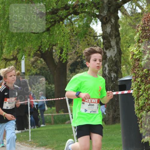 25.04.2026 - Das Zehntel Zöllner http://msf.ph/oto/9624183 25.04.2026 11:40:13 Laufen 24, 10, 10414, 12707 meine-sportfotos.de