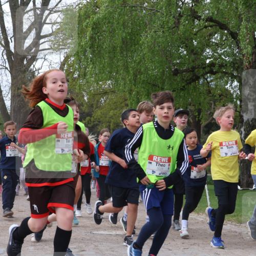 25.04.2026 - Das Zehntel Zöllner http://msf.ph/oto/9624187 25.04.2026 07:43:06 Laufen 2280, 3234, 3228 meine-sportfotos.de