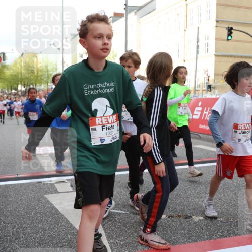 25.04.2026 - Das Zehntel Strokosch-Dieckow http://msf.ph/oto/9624188 25.04.2026 08:57:00 Ziel 1134, 1331, 1341, 1363, 1511, 1521, 1625, 1758, 1762, 1765, 2222, 2326, 2528, 2808, 3065, 3465, 3498, 3530, 3559, 3560, 3715, 3718, 3803, 3946 meine-sportfotos.de
