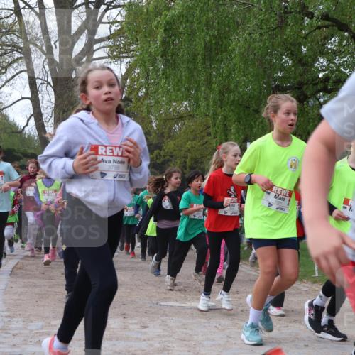 25.04.2026 - Das Zehntel Zöllner http://msf.ph/oto/9624213 25.04.2026 07:43:07 Laufen 3788, 1898 meine-sportfotos.de