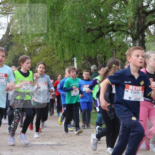 25.04.2026 - Das Zehntel Zöllner http://msf.ph/oto/9624246 25.04.2026 07:43:09 Laufen 2979, 2253 meine-sportfotos.de
