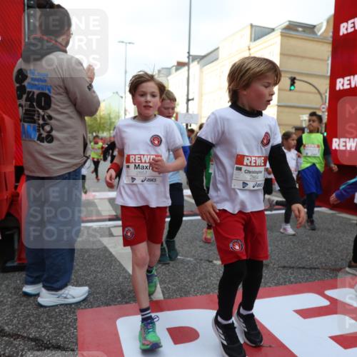 25.04.2026 - Das Zehntel Strokosch-Dieckow http://msf.ph/oto/9624259 25.04.2026 08:57:05 Ziel 1126, 1229, 1257, 1341, 1357, 1363, 1376, 1511, 1521, 1683, 1758, 1759, 1762, 1765, 1956, 2222, 2326, 2501, 2513, 2515, 2517, 2857, 2864, 2972, 3138, 3140, 3156, 3484, 3491, 3494, 3530, 3579, 3683, 3685, 3714, 3788, 3946, 4008 meine-sportfotos.de