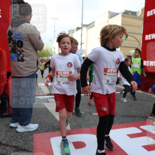 25.04.2026 - Das Zehntel Strokosch-Dieckow http://msf.ph/oto/9624265 25.04.2026 08:57:05 Ziel 1126, 1229, 1257, 1341, 1357, 1363, 1376, 1511, 1521, 1683, 1758, 1759, 1762, 1765, 1956, 2222, 2326, 2501, 2513, 2515, 2517, 2857, 2864, 2972, 3138, 3140, 3156, 3484, 3491, 3494, 3530, 3579, 3683, 3685, 3714, 3788, 3946, 4008 meine-sportfotos.de