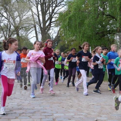 25.04.2026 - Das Zehntel Zöllner http://msf.ph/oto/9624282 25.04.2026 07:43:11 Laufen 3973, 2222, 1388 meine-sportfotos.de