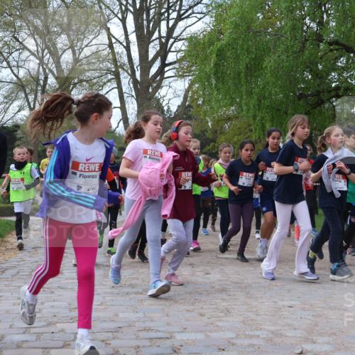 25.04.2026 - Das Zehntel Zöllner http://msf.ph/oto/9624288 25.04.2026 07:43:11 Laufen 3973, 2222 meine-sportfotos.de