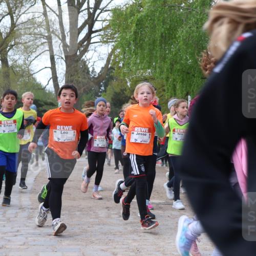 25.04.2026 - Das Zehntel Zöllner http://msf.ph/oto/9624306 25.04.2026 07:43:12 Laufen 2014, 2020 meine-sportfotos.de