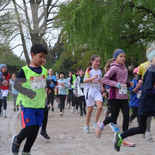25.04.2026 - Das Zehntel Zöllner http://msf.ph/oto/9624325 25.04.2026 07:43:13 Laufen 3146, 3128, 2515 meine-sportfotos.de
