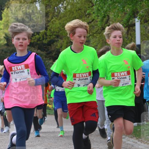 25.04.2026 - Das Zehntel Zöllner http://msf.ph/oto/9624350 25.04.2026 11:40:17 Laufen 11599, 11625, 12762, 2736, 11326 meine-sportfotos.de