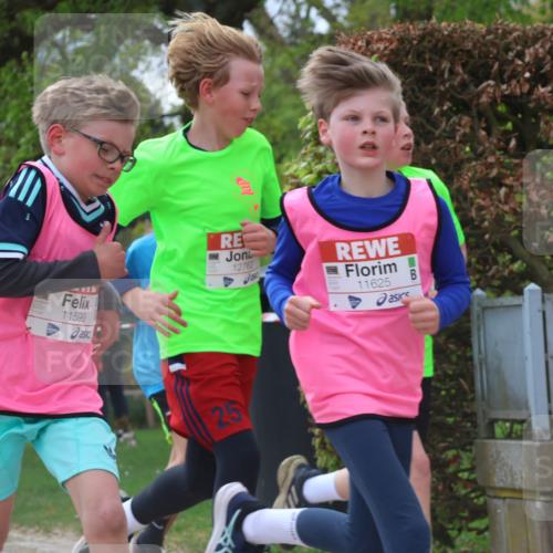 25.04.2026 - Das Zehntel Zöllner http://msf.ph/oto/9624425 25.04.2026 11:40:18 Laufen 11599, 12762, 11625, 18 meine-sportfotos.de