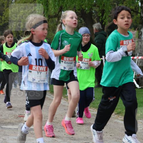 25.04.2026 - Das Zehntel Zöllner http://msf.ph/oto/9624428 25.04.2026 07:43:26 Laufen 2399, 10, 3916, 1521, 3730 meine-sportfotos.de