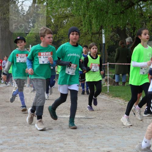 25.04.2026 - Das Zehntel Zöllner http://msf.ph/oto/9624444 25.04.2026 07:43:27 Laufen 10, 2442, 239, 1 meine-sportfotos.de