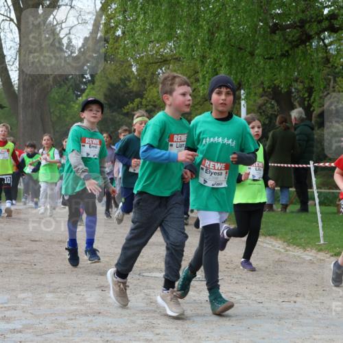 25.04.2026 - Das Zehntel Zöllner http://msf.ph/oto/9624449 25.04.2026 07:43:27 Laufen 10, 2399, 2563, 1511 meine-sportfotos.de