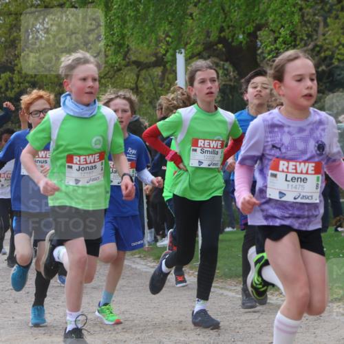 25.04.2026 - Das Zehntel Zöllner http://msf.ph/oto/9624460 25.04.2026 11:40:19 Laufen 12701, 05, 12187, 105, 12222, 11475 meine-sportfotos.de
