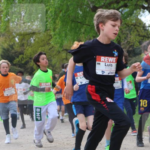 25.04.2026 - Das Zehntel Zöllner http://msf.ph/oto/9624501 25.04.2026 11:40:20 Laufen 105, 11733, 517, 18, 10502, 12222 meine-sportfotos.de