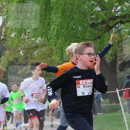 25.04.2026 - Das Zehntel Zöllner http://msf.ph/oto/9624579 25.04.2026 11:40:22 Laufen 11917, 39, 11945, 10375, 12442 meine-sportfotos.de