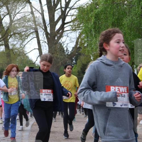 25.04.2026 - Das Zehntel Zöllner http://msf.ph/oto/9624617 25.04.2026 07:43:38 Laufen 3626, 6622, 3623 meine-sportfotos.de