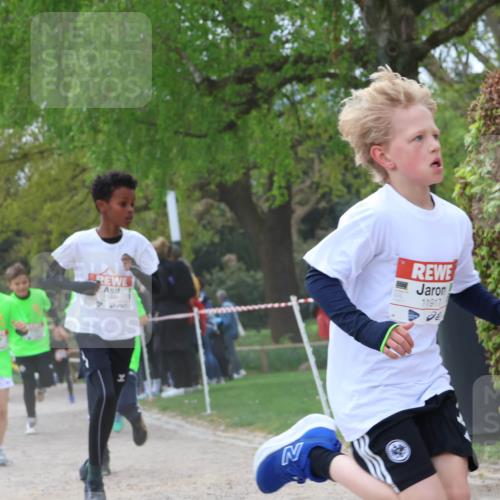25.04.2026 - Das Zehntel Zöllner http://msf.ph/oto/9624630 25.04.2026 11:40:23 Laufen 11917 meine-sportfotos.de