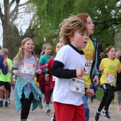 25.04.2026 - Das Zehntel Zöllner http://msf.ph/oto/9624653 25.04.2026 07:43:41 Laufen 2941, 2963, 2821 meine-sportfotos.de