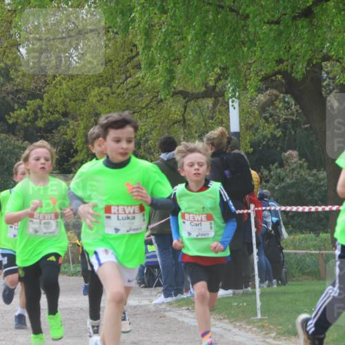 25.04.2026 - Das Zehntel Zöllner http://msf.ph/oto/9624672 25.04.2026 11:40:24 Laufen 12800, 12697, 12759, 10799 meine-sportfotos.de
