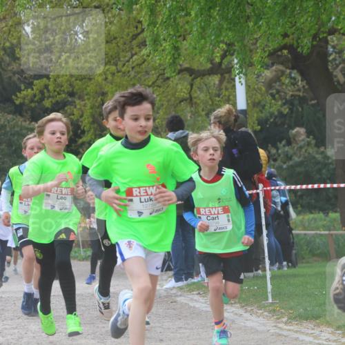 25.04.2026 - Das Zehntel Zöllner http://msf.ph/oto/9624676 25.04.2026 11:40:24 Laufen 12800, 12697, 12759, 10799 meine-sportfotos.de