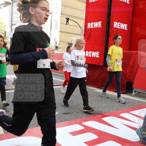 25.04.2026 - Das Zehntel Strokosch-Dieckow http://msf.ph/oto/9624683 25.04.2026 08:57:17 Ziel 1141, 1152, 1170, 1262, 1561, 1583, 1691, 1713, 1854, 2237, 2270, 2292, 2294, 2715, 2778, 2858, 2860, 2862, 3367, 3375, 3393, 3439, 3453, 3495, 3688, 3930, 4016, 4061, 4062 meine-sportfotos.de