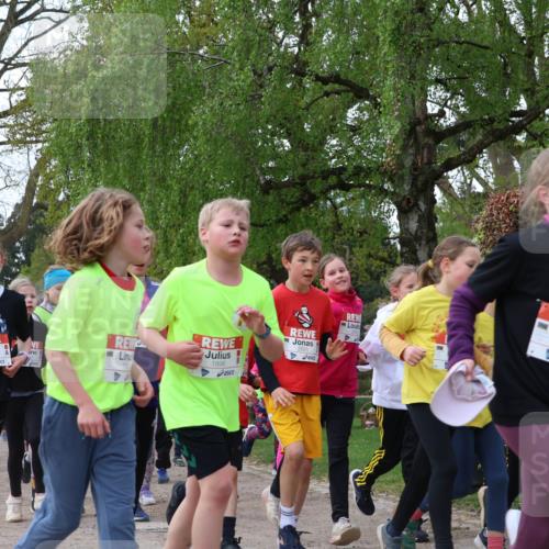 25.04.2026 - Das Zehntel Zöllner http://msf.ph/oto/9624705 25.04.2026 07:43:44 Laufen 4, 3844, 1896, 1733, 1 meine-sportfotos.de