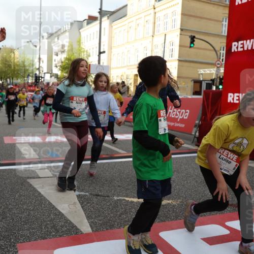 25.04.2026 - Das Zehntel Strokosch-Dieckow http://msf.ph/oto/9624724 25.04.2026 08:57:18 Ziel 1141, 1152, 1170, 1262, 1561, 1583, 1691, 1713, 1804, 1854, 2270, 2294, 2336, 2708, 2715, 2778, 2858, 2860, 2862, 3367, 3375, 3393, 3439, 3453, 3495, 3688, 3784, 3930, 4016, 4061, 4062 meine-sportfotos.de