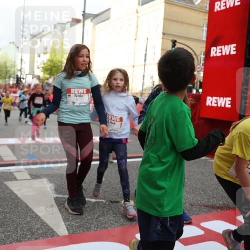 25.04.2026 - Das Zehntel Strokosch-Dieckow http://msf.ph/oto/9624743 25.04.2026 08:57:18 Ziel 1141, 1152, 1170, 1262, 1561, 1583, 1691, 1713, 1804, 1854, 2270, 2294, 2336, 2708, 2715, 2778, 2858, 2860, 2862, 3367, 3375, 3393, 3439, 3453, 3495, 3688, 3784, 3930, 4016, 4061, 4062 meine-sportfotos.de