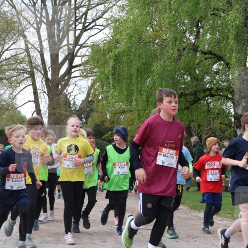 25.04.2026 - Das Zehntel Zöllner http://msf.ph/oto/9624750 25.04.2026 07:43:46 Laufen 3015, 42, 195, 4034, 3720 meine-sportfotos.de