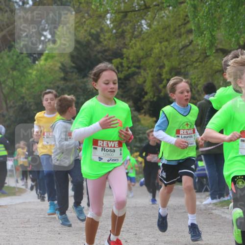 25.04.2026 - Das Zehntel Zöllner http://msf.ph/oto/9624755 25.04.2026 11:40:25 Laufen 12800, 777777, 12011, 12697 meine-sportfotos.de