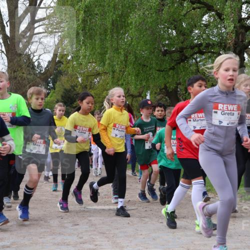 25.04.2026 - Das Zehntel Zöllner http://msf.ph/oto/9624866 25.04.2026 07:43:53 Laufen 843, 2629, 3124 meine-sportfotos.de