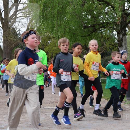 25.04.2026 - Das Zehntel Zöllner http://msf.ph/oto/9624874 25.04.2026 07:43:54 Laufen 1520, 3938, 1843, 2429 meine-sportfotos.de