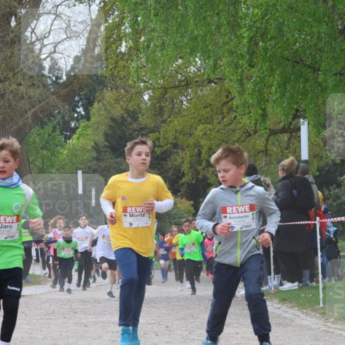 25.04.2026 - Das Zehntel Zöllner http://msf.ph/oto/9624882 25.04.2026 11:40:27 Laufen 12180, 11837, 10404 meine-sportfotos.de