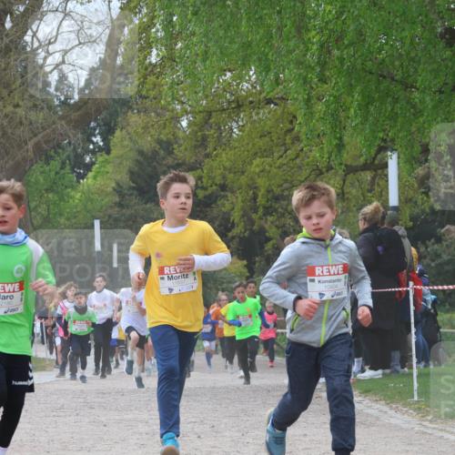25.04.2026 - Das Zehntel Zöllner http://msf.ph/oto/9624887 25.04.2026 11:40:27 Laufen 12180, 11837, 10404 meine-sportfotos.de