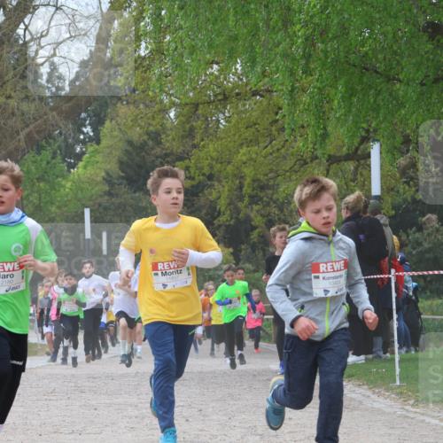 25.04.2026 - Das Zehntel Zöllner http://msf.ph/oto/9624891 25.04.2026 11:40:27 Laufen 12180, 11837, 10404 meine-sportfotos.de