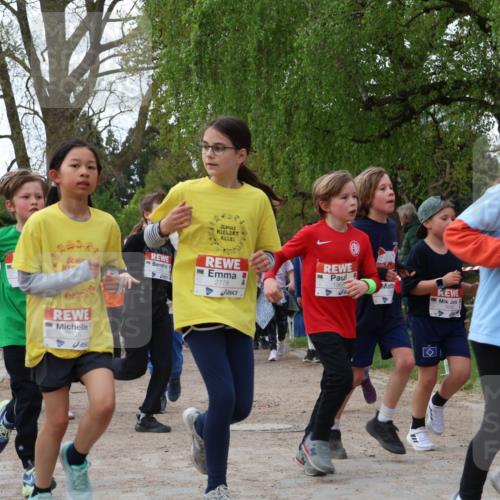 25.04.2026 - Das Zehntel Zöllner http://msf.ph/oto/9624932 25.04.2026 07:43:57 Laufen 2003, 2805, 2778, 1218, 199 meine-sportfotos.de