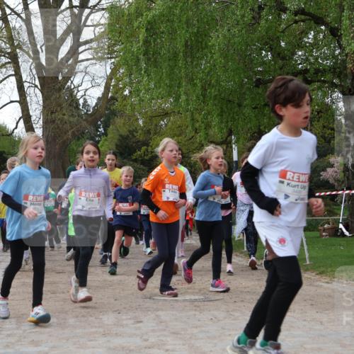 25.04.2026 - Das Zehntel Zöllner http://msf.ph/oto/9624975 25.04.2026 07:43:59 Laufen 3496 meine-sportfotos.de