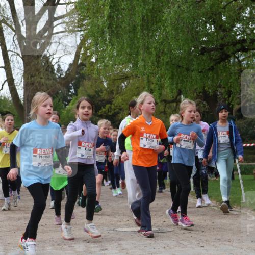 25.04.2026 - Das Zehntel Zöllner http://msf.ph/oto/9624982 25.04.2026 07:44:00 Laufen 3812, 3381, 3346 meine-sportfotos.de