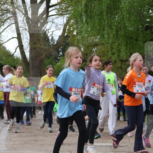 25.04.2026 - Das Zehntel Zöllner http://msf.ph/oto/9624986 25.04.2026 07:44:00 Laufen 2812, 3381, 3346 meine-sportfotos.de