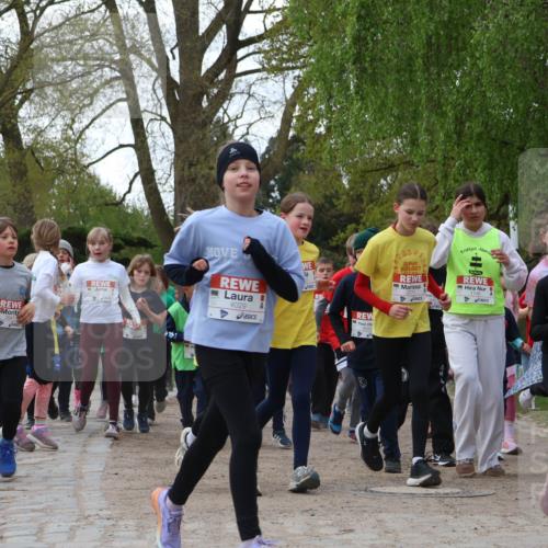 25.04.2026 - Das Zehntel Zöllner http://msf.ph/oto/9625007 25.04.2026 07:44:01 Laufen 4029, 53, 2771 meine-sportfotos.de