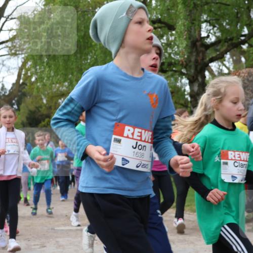 25.04.2026 - Das Zehntel Zöllner http://msf.ph/oto/9625107 25.04.2026 07:44:06 Laufen 1645, 1638, 2428 meine-sportfotos.de