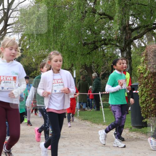 25.04.2026 - Das Zehntel Zöllner http://msf.ph/oto/9625123 25.04.2026 07:44:07 Laufen 3518, 3541, 3511 meine-sportfotos.de