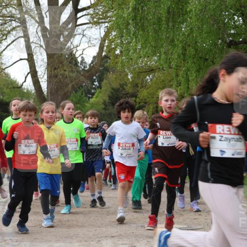 25.04.2026 - Das Zehntel Zöllner http://msf.ph/oto/9625179 25.04.2026 07:44:11 Laufen 4072, 2562, 951, 1614, 2948 meine-sportfotos.de