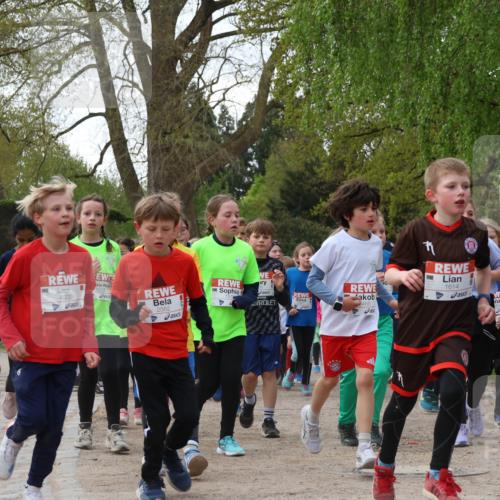 25.04.2026 - Das Zehntel Zöllner http://msf.ph/oto/9625183 25.04.2026 07:44:12 Laufen 4072, 1513, 2562, 8465, 1614, 965 meine-sportfotos.de